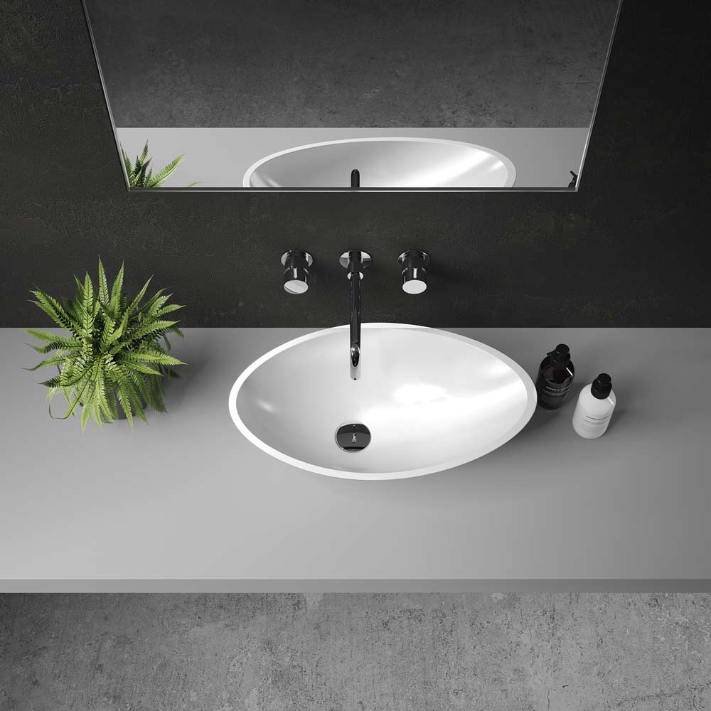Basin Banksy Top - Gloss